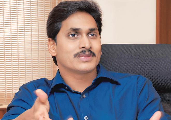 jagan mohan reddy,kcr,frienship,mlc elections,ycp support  అమ్మ జగన్‌.. అన్నీ ఉత్త డైలాగులే..!!